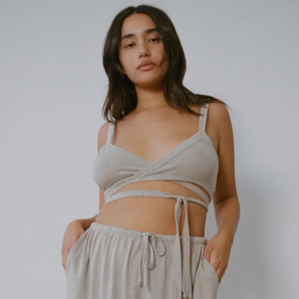 OZMA Regen Silk Noil Wrap Bra Top Small Heather Grey